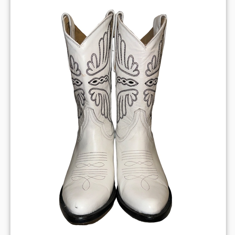 White and Black Learher Cowboy Boots Size 7
